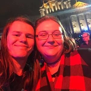 Meet your Posher, Isabella